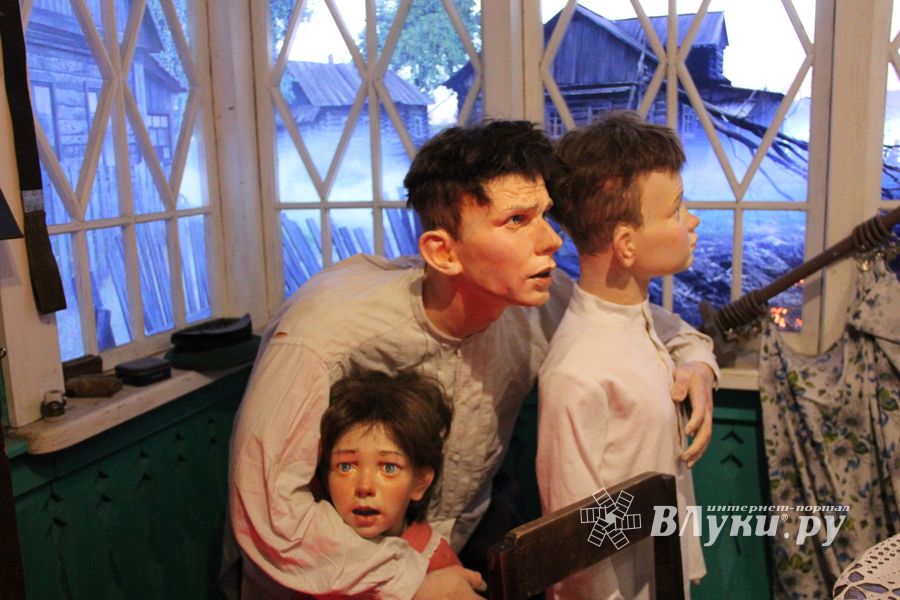 В Великих Луках работает инсталляция «Поезд Победы» (ФОТО)