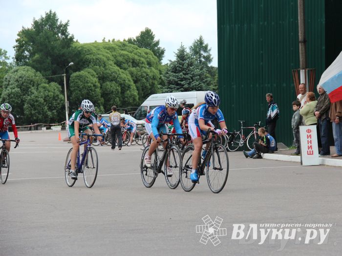Гонка-критериум по велосипедному спорту
