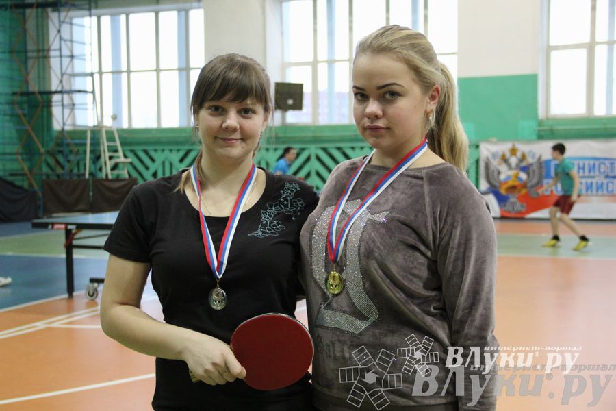 В Великих Луках прошло Первенство города по настольному теннису (фото)