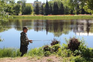 В Великих Луках состоялся Чемпионат города по ловле рыбы спиннингом (ФОТО)