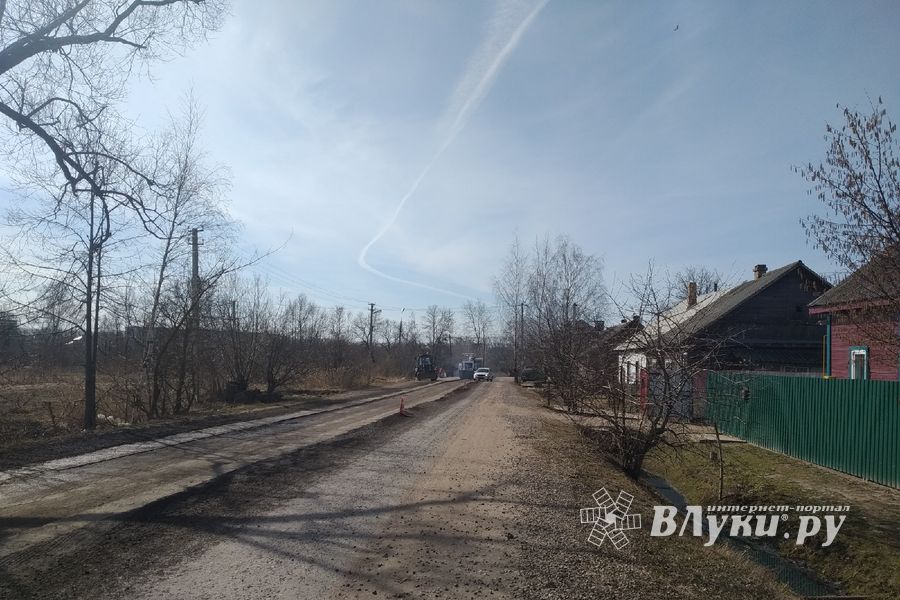 На ул. Прудной идёт ремонт дороги (ФОТО)