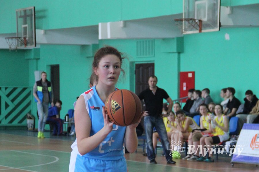 Игра за 3 место СОШ 12, Великие Луки — Гимназия Невель (девушки)