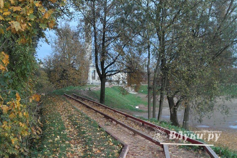 Долгожданные дорожки появились в Великолукской крепости (ФОТО)