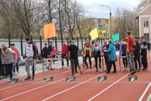В Великих Луках проходят соревнования «Шиповка юных» (ФОТО)
