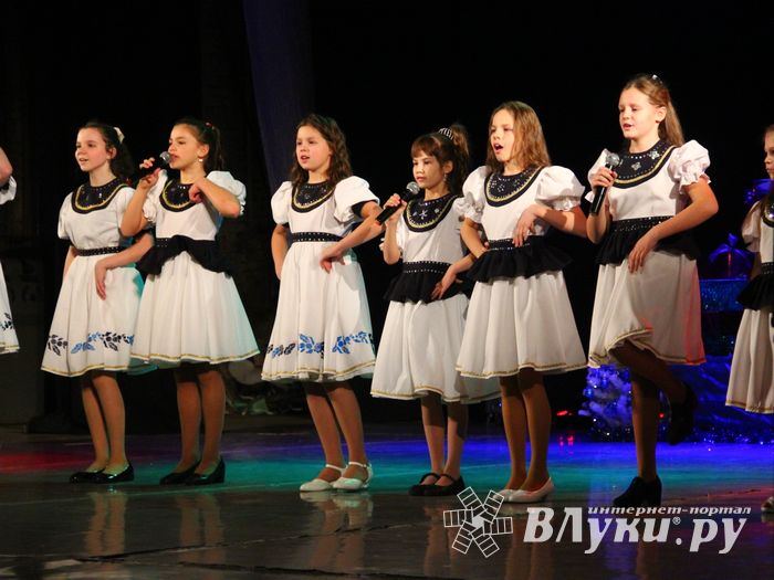 В ГДК им. Ленина встречают Новый год (ФОТО)