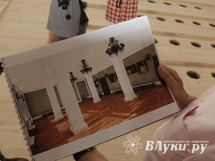 Пресс-тур по великолукскому драмтеатру (ФОТО)