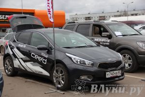 В Великих Луках прошла автомобильная ярмарка