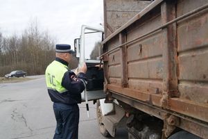 Сотрудниками ГИБДД проверена работа тахографов на транспорте (фото)