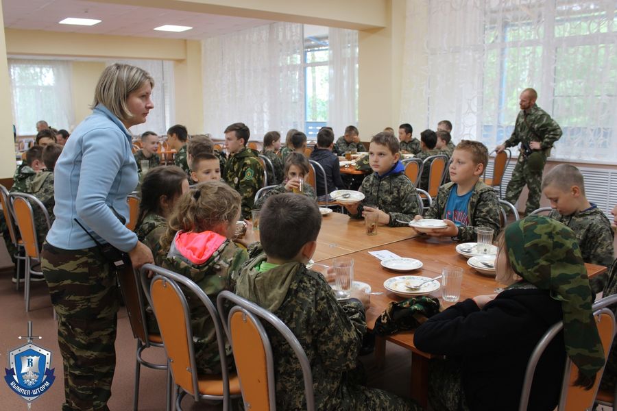 В военно-патриотическом лагере «Вымпел-Шторм» в разгаре 17-я смена (ФОТО)