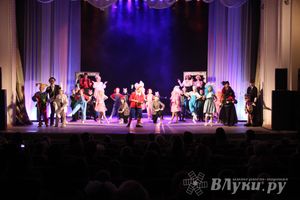 ​В городском ДК им. Ленина состоялась премьера музыкальной сказки «Буратино»