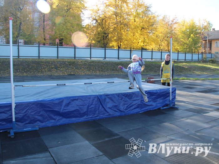 «Шиповка юных» среди великолукских школьников (фото)