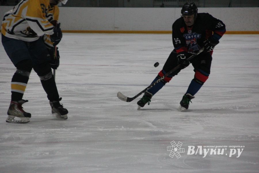 Великолукский «Экспресс» одержал победу в игре с псковскими «Медведями» (ФОТО)