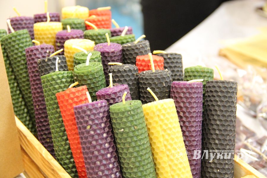 Забота о здоровье и новогодние подарки в одном павильоне (ФОТО)