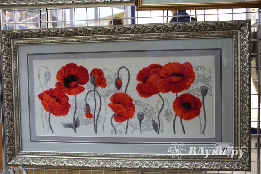 В Великих Луках прошел конкурс-выставка вышивки и бисера (ФОТО)