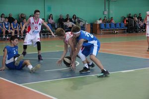 В Великих Луках завершился Международный турнир по баскетболу (ФОТО)