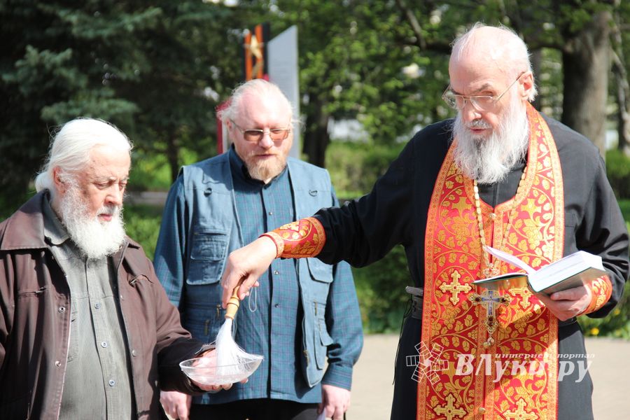 Шар, посвященный 850-летию города, поднялся над Великими Луками (ФОТО)