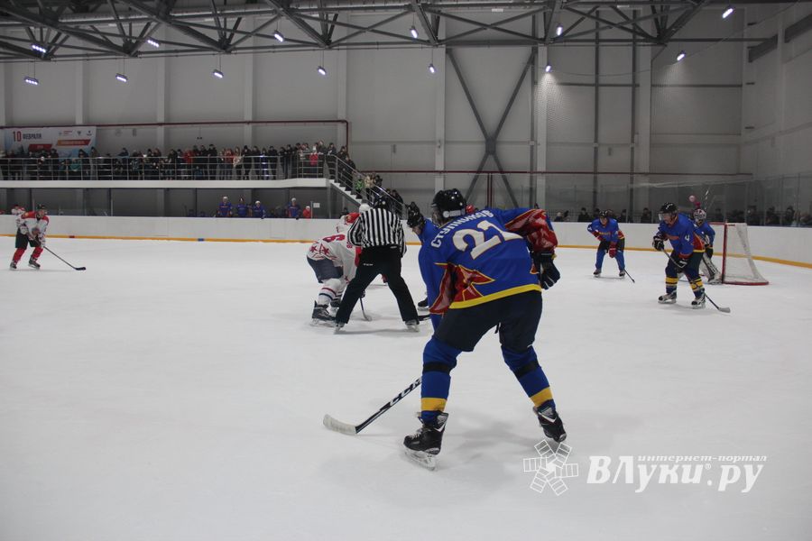 ХК «ЛукиСпорт» обыграл псковскую «Звезду» (ФОТО)