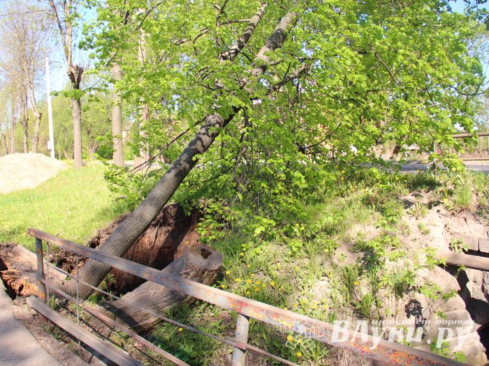 Авария устранена, движение по проспекту Гагарина возобновлено (ФОТО)