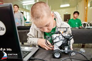 Сборная России по робототехнике готовится к мировым соревнованиям (фото)