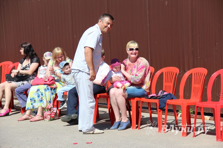 В Великих Луках отмечают День защиты детей 