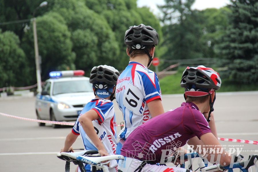 Гонка-критериум по велосипедному спорту