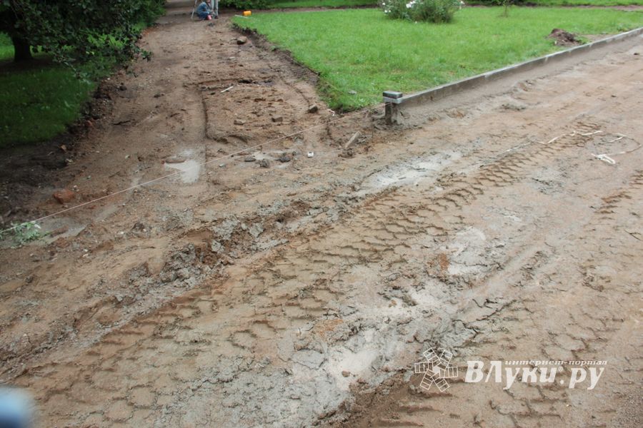 В Великих Луках в сквере Карцева появится детская площадка (ФОТО)
