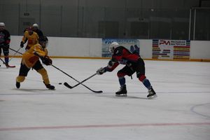 ХК «Экспресс» разгромил «Юниоров» (ФОТО)