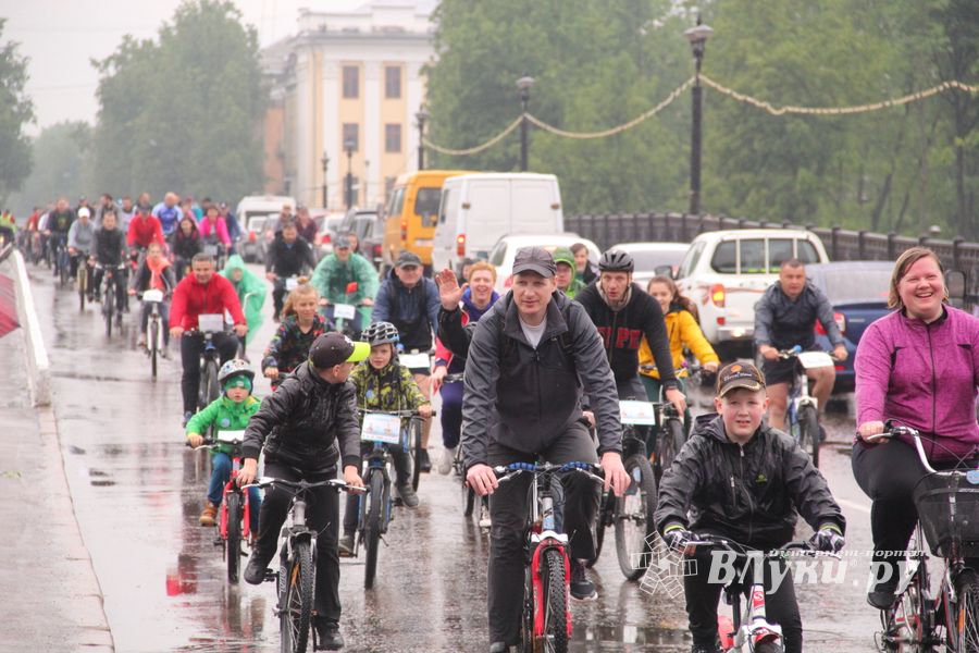 Зигзаг здоровья выполнили великолукские велосипедисты (ФОТО)