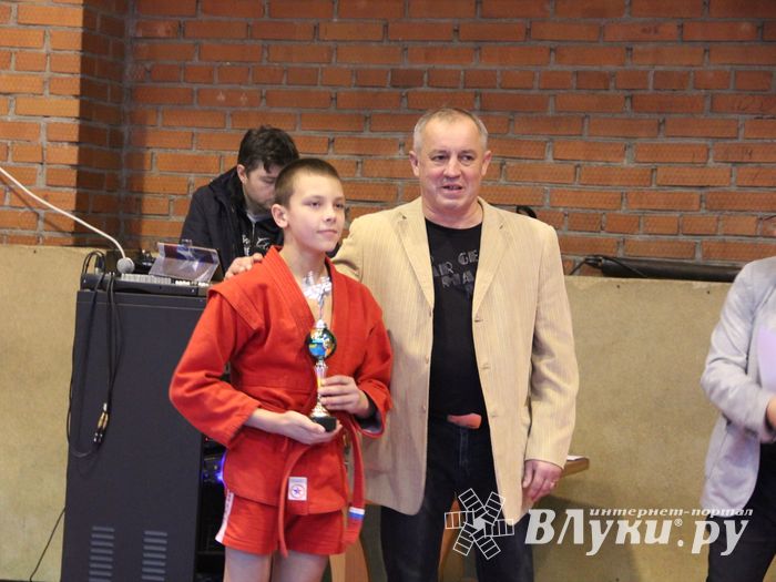 Великолучане завоевали награды турнира по самбо «Память» (ФОТО)
