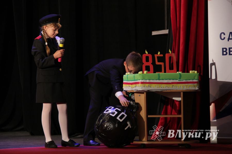 День знаний 10 лицей отметил традиционно (ФОТО)