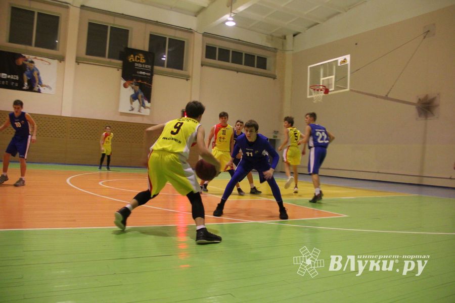 Великолукские баскетболисты сразятся за золото Международного турнира (ФОТО) (0+)