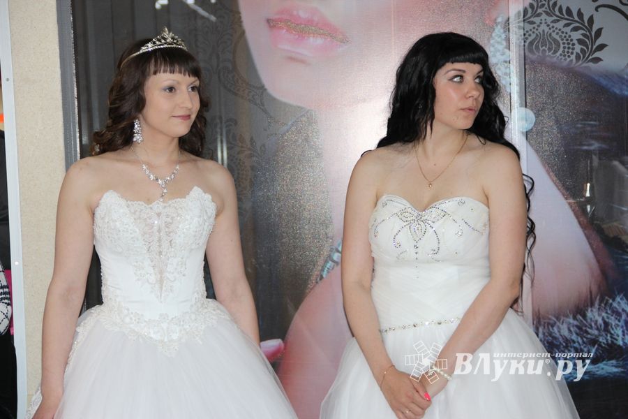 В Великих Луках бегали невесты (ФОТО)