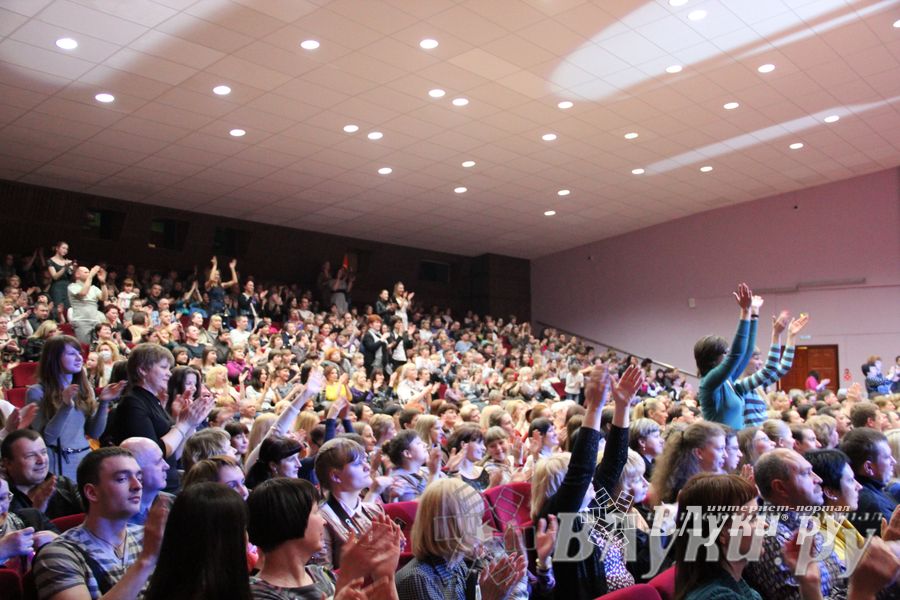 В Великих Луках состоялся концерт балета TODES