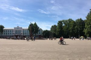 В Великих Луках прошел традиционный велопарад (ФОТО)