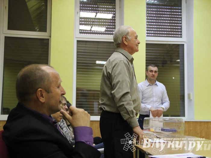 В Великих Луках прошла игра «Молодой политик» (фото)