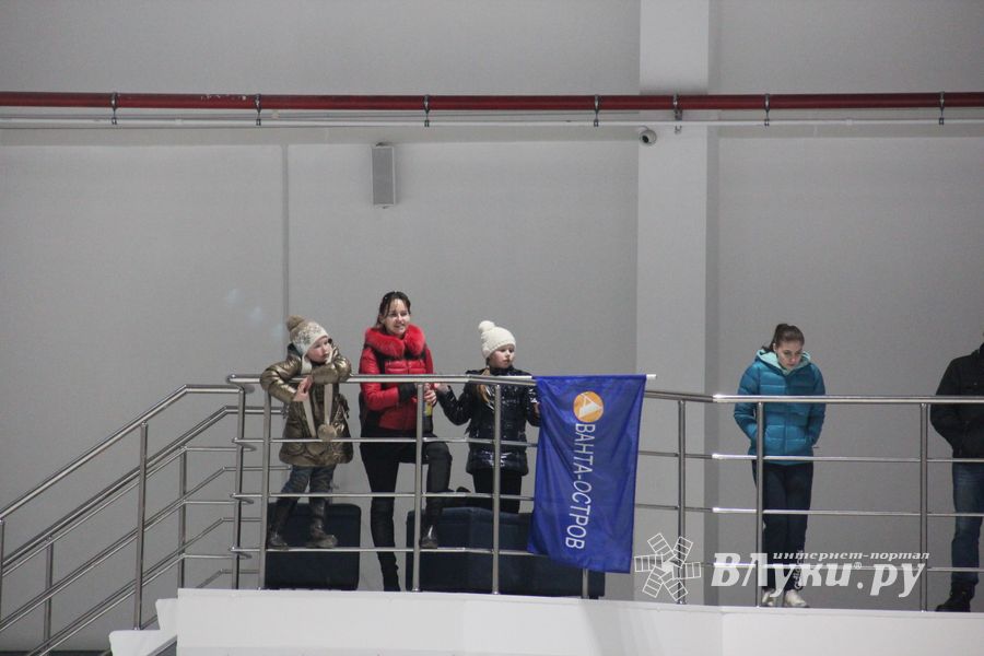 ХК «Экспресс» уступил команде «Аванта-Остров» (ФОТО)