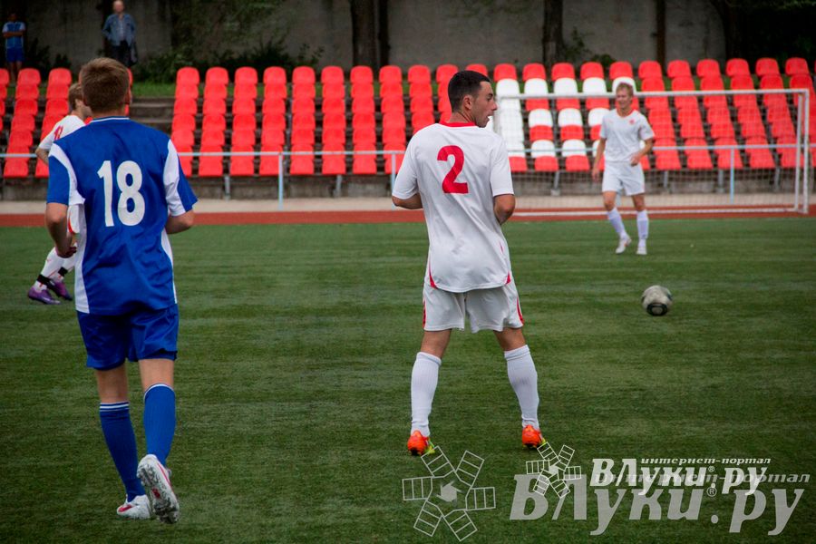 Футбольный матч «Экспресс-2» — «КПРФ»