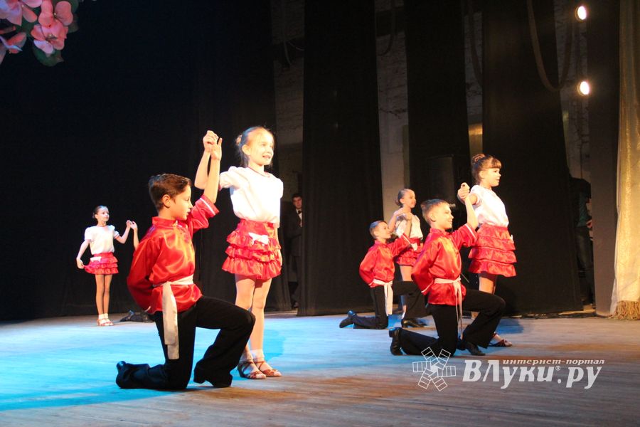 В Великих Луках отметили День матери (фото)