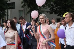 Великолукской «Бригантине» пришлось поплавать под дождём (ФОТО)