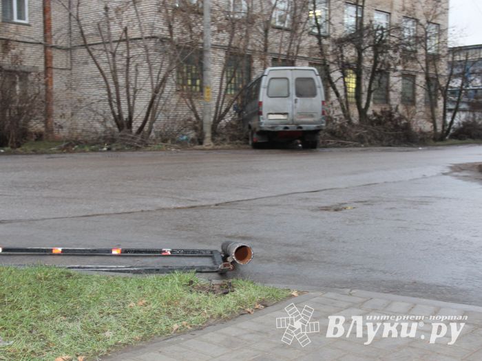 Нетрезвый водитель устроил ДТП на улице Мурманской (ФОТО)