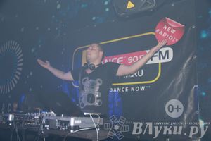 Самая танцевальная радиостанция отметила год вещания в Великих Луках