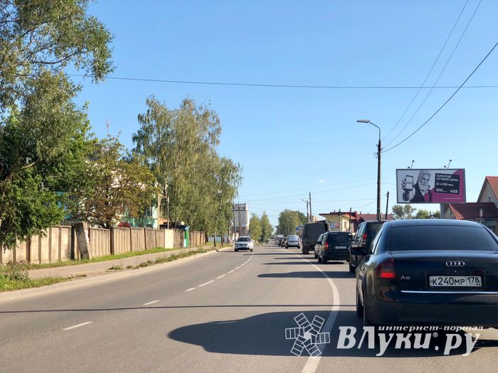 Фотофакт: город стоит в пробке