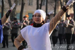 В Великих Луках состоялся торжественный митинг в честь Дня народного единства (ФОТО)
