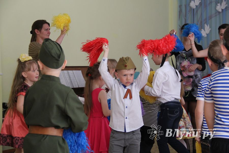 Стихи и песни о Великой Победе исполнили ребята детского сада №1