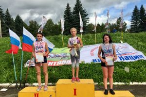 В Великих Луках стартовал Всероссийский день бега «Кросс нации-2017» (ФОТО)