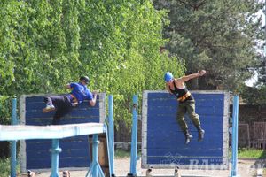 В Великих Луках прошли соревнования среди пожарных