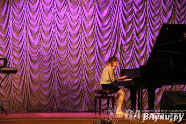 В Великих Луках детская филармония открыла свой 33 сезон (фото)