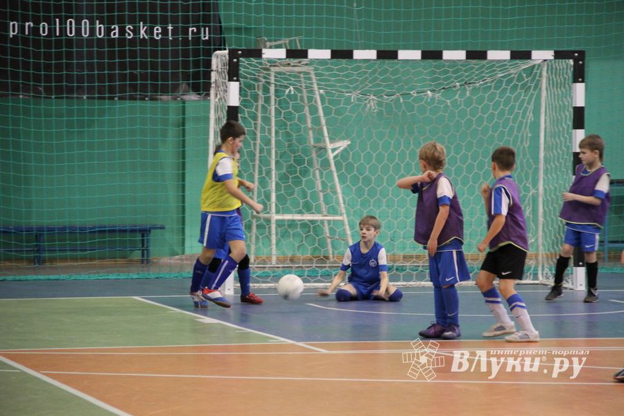 Новогодний футбол