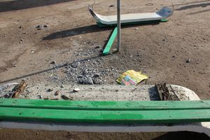 В Великих Луках водитель сбил на остановке женщину и ребенка (ФОТО)