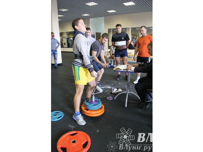 Первенство города по классическому жиму штанги и армлифтинг